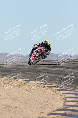 media/Dec-07-2025-CVMA (Sun) [[3e7d2de5dc]]/Race 6-The Shootout/